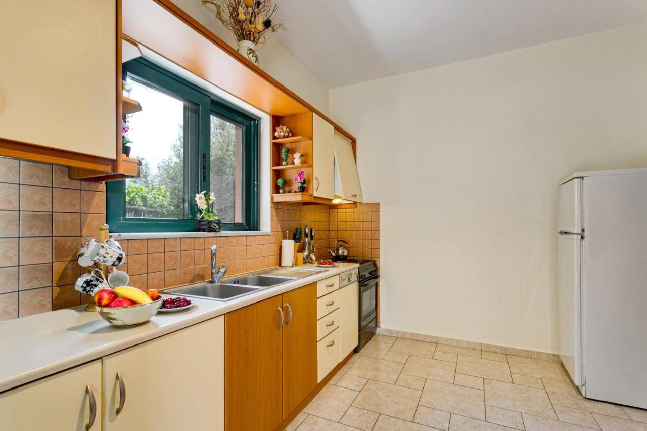Villa Chloe By Villa Plus Arménoi Extérieur photo