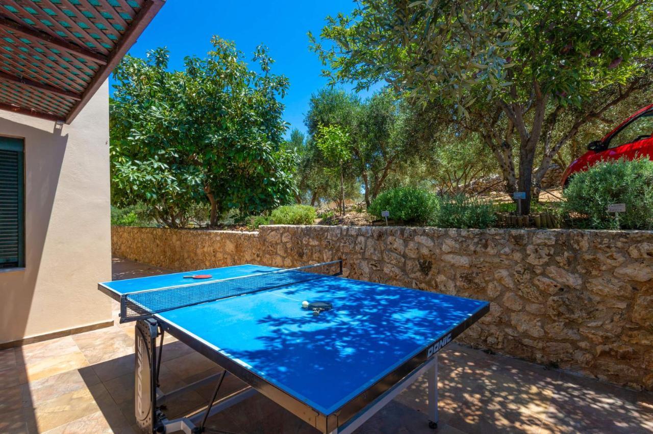 Villa Chloe By Villa Plus Arménoi Extérieur photo